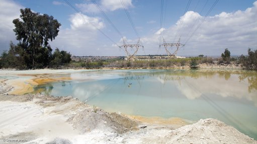 TACKLING ACID MINE DRAINAGE 
Acid mine drainage is one of the single most significant threats to South Africa’s environment and needs to be urgently addressed 