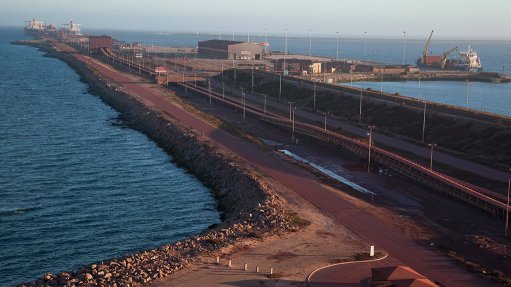 Agreement opens way for R1.8bn oil services hub at Saldanha port