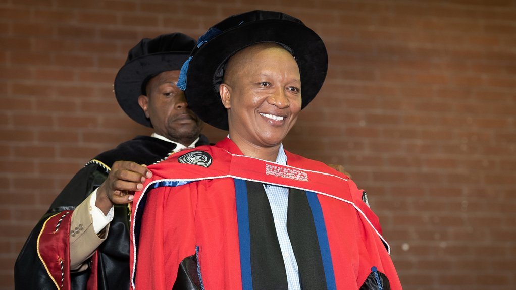 South African property developer and entrepreneur Sisa Ngebulana has been awarded with an honorary doctoral degree in commerce