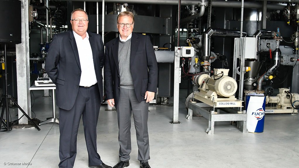 Fuchs SA MD Paul Deppe and Fuchs Petrolub CEO Stefan Fuchs