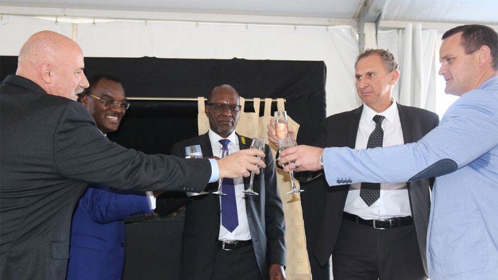 B2Gold operations senior VP Bill Lytle, B2Gold Namibia chairperson Dr Leake Hangala, Namibia Minister of Mines & Energy Tom Alweendo, B2Gold Namibia MD Mark Dawe and B2Gold Namibia projects & compliance manager John Roos 