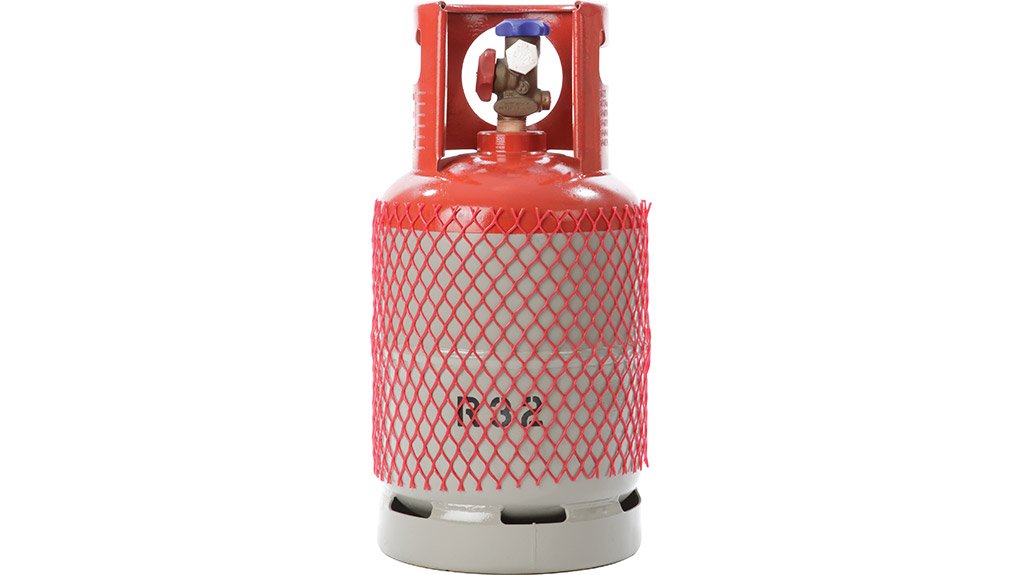 ENVIROMENTALLY INNOVATIVE COMPOUND
R32 has higher pressures than many mainstream refrigerants, in addition to mild flammability
