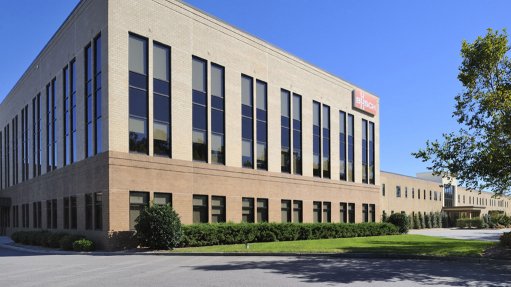BIGGER AND BETTER
Busch's new manufacturing plant and offices in Virginia Beach USA
