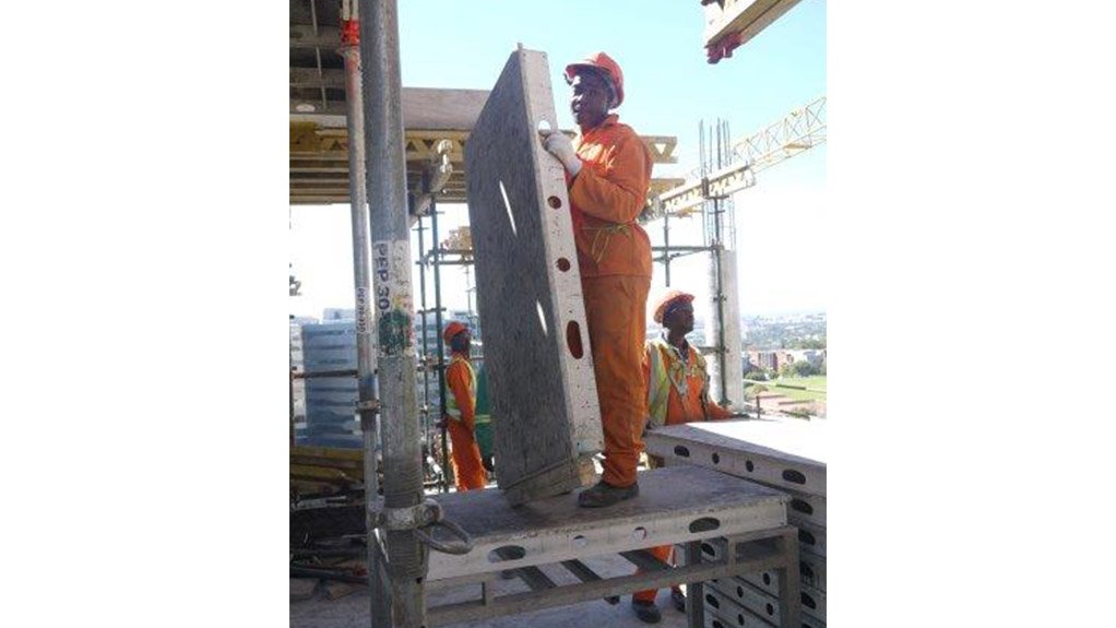 PERI Rail Climbing System reaches new heights at Katherine Towers