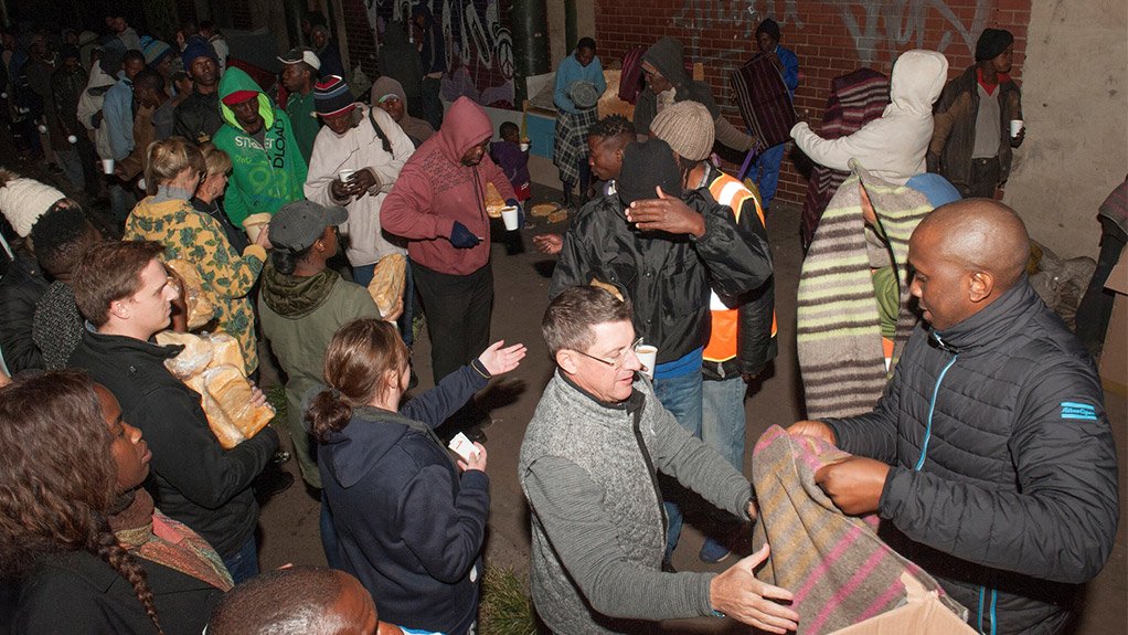 Spreading warmth this winter - Atlas Copco and Paballo Ya Batho join forces to get blankets to the homeless