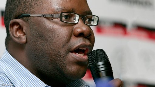 Zimbabwe opposition's Tendai Biti charged after asylum bid fails 