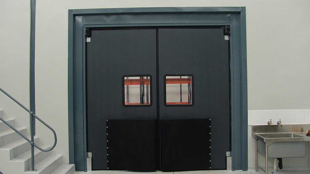 Attractive And Tough - Apex Sr 9000 Traffic Door