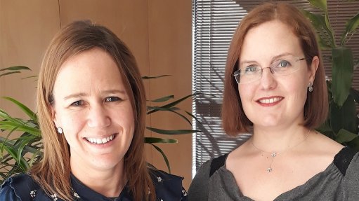 ASHLEIGH MARITZ & ESTIE RETIEF 
Large carbon emitters face immense technical and financial challenges in repurposing their operations to meet new carbon emission requirements – a process that is hindered by a lack of regulatory clarity 
