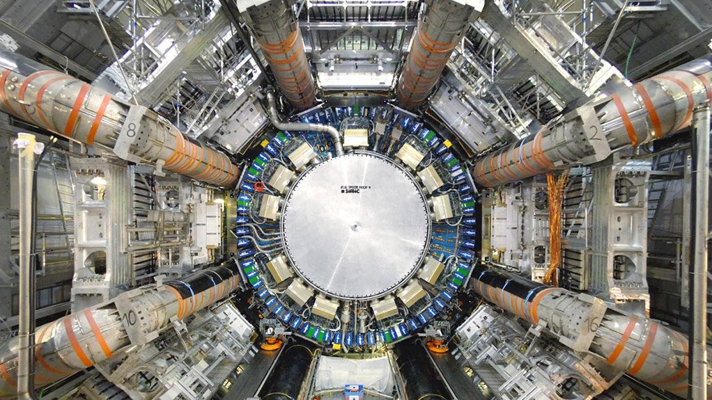 The Atlas detector in the LHC