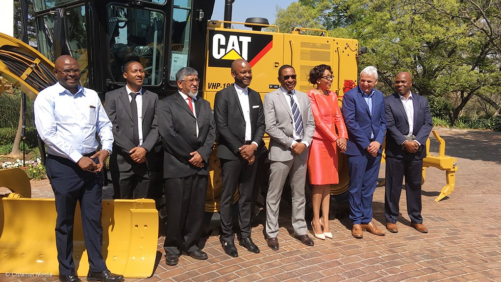 Sanral, Barloworld Equipment sign MoU to provide emerging contractors with access to equipment