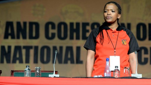 First female Cosatu president promises to put workers first