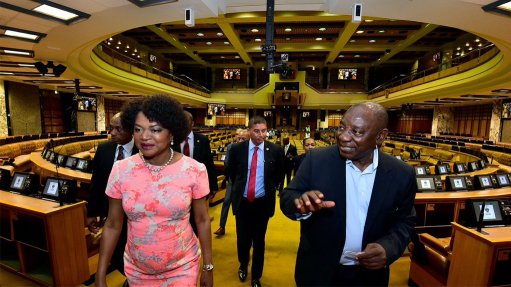 Speaker Mbete Reaffirms Solidarity With Cuba During Parliament’s Official Visit