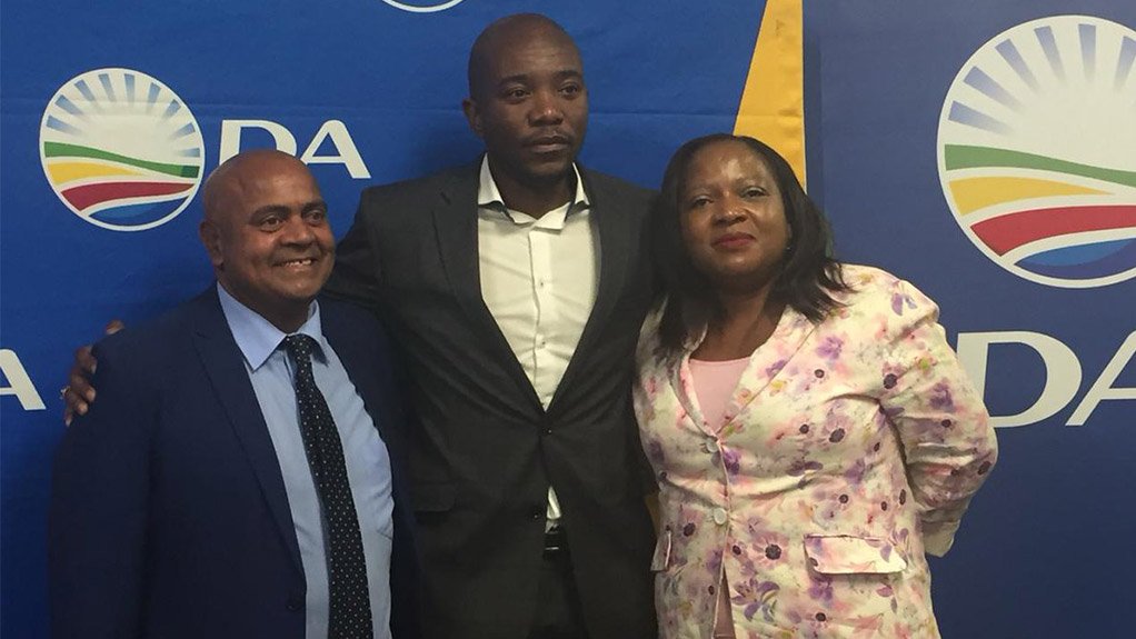 North-West candidate Joe McGluwa, DA leader Mmusi Maimane and Mpumalanga candidate Jane Sithole