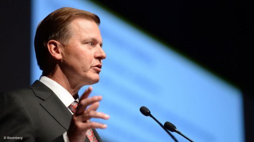 Newmont's CEO rejects talk of bids for Barrick, Randgold 
