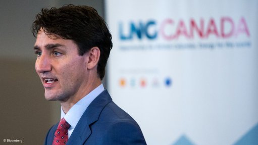 Trudeau backs LNG Canada against threat of steel duties 
