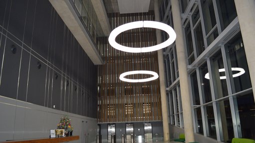 ABSA UMHLANGA ATRIUM
LEDs produce less heat, which reduces the air conditioning load in the building