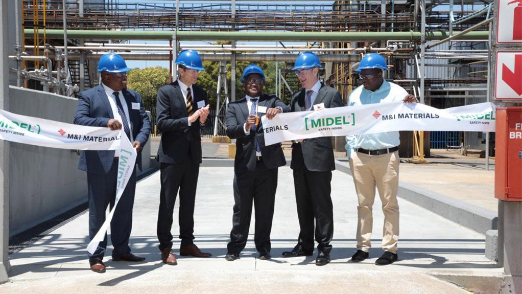 Ribbon cutting ceremony at the opening of M&I Material’s ester transformer fluid manufacturing plant in South Africa 