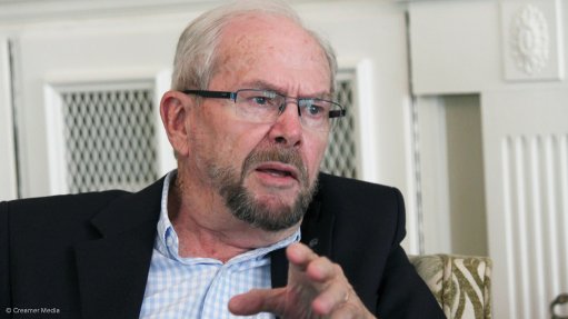 I Beg to Differ: Ministry amid the teargas – Peter Storey 