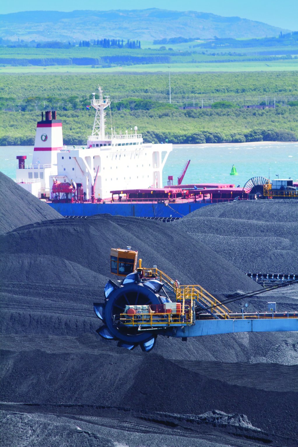 FIRST CLASS Richards Bay Coal Terminals with breaking coal delivery record
