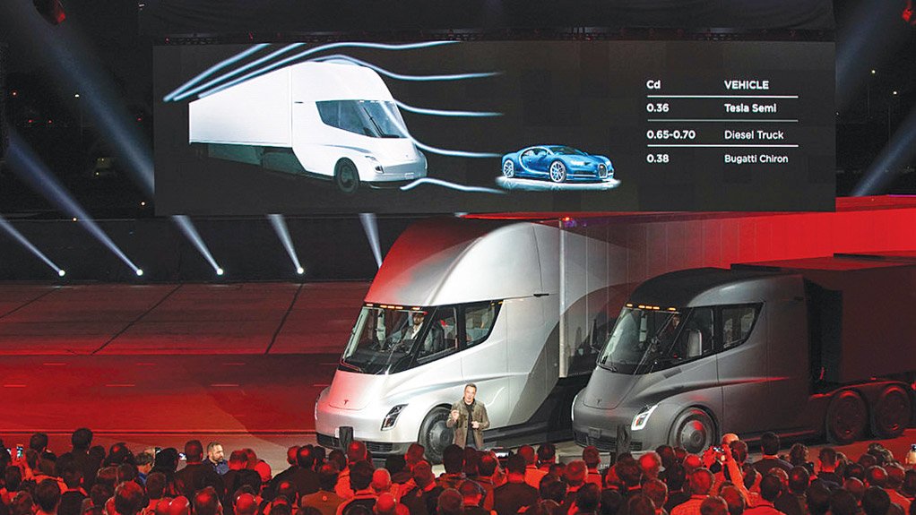 TESLA SEMI Elon Musk’s Semi truck was not on display in Hanover. However, as the showman of the electric vehicle industry, Musk probably deserves a mention here. His Semi range promises trucks with either a 300 mile or a 500 mile range. The base price of the 300 mile truck is estimated at $150 000, with customers to fork out $180 000 for the 500-mile-range truck. Musk promises “bad ass performance” and $200 000 in fuel savings and a two-year payback period