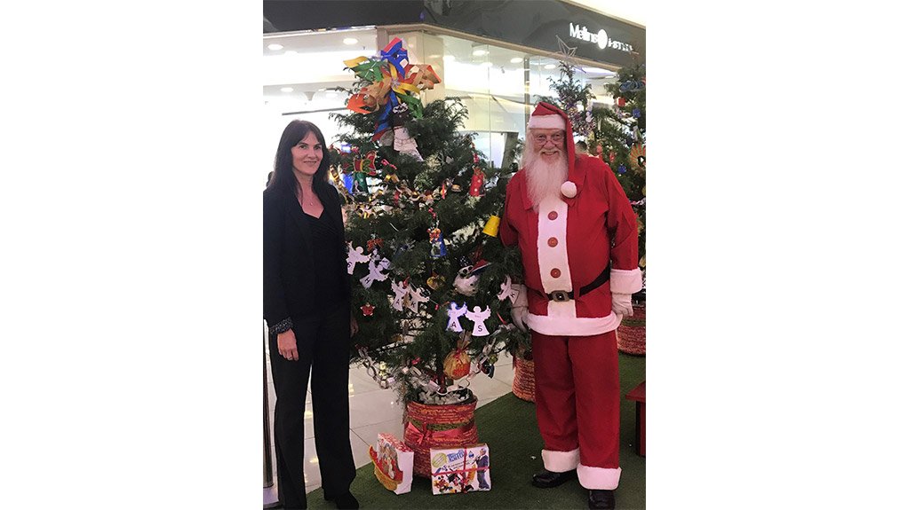 Ballito Junction’s tree decorating competition brings green festive cheer