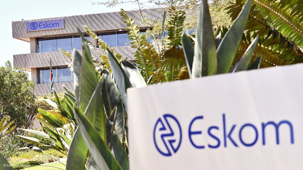 Eskom is said to extend job cuts beyond top management tier