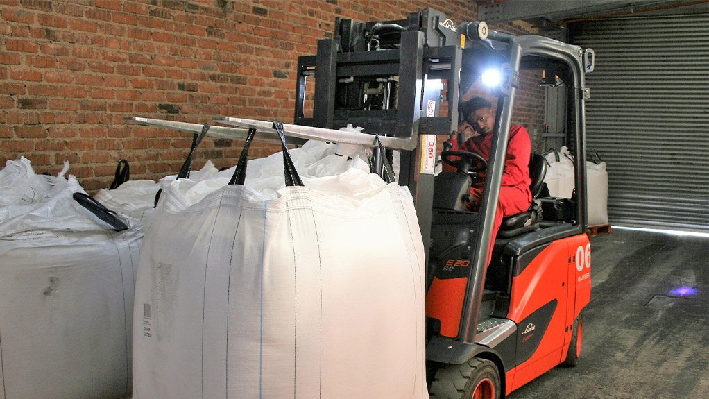 Electric forklifts for fast-growing drinks producer