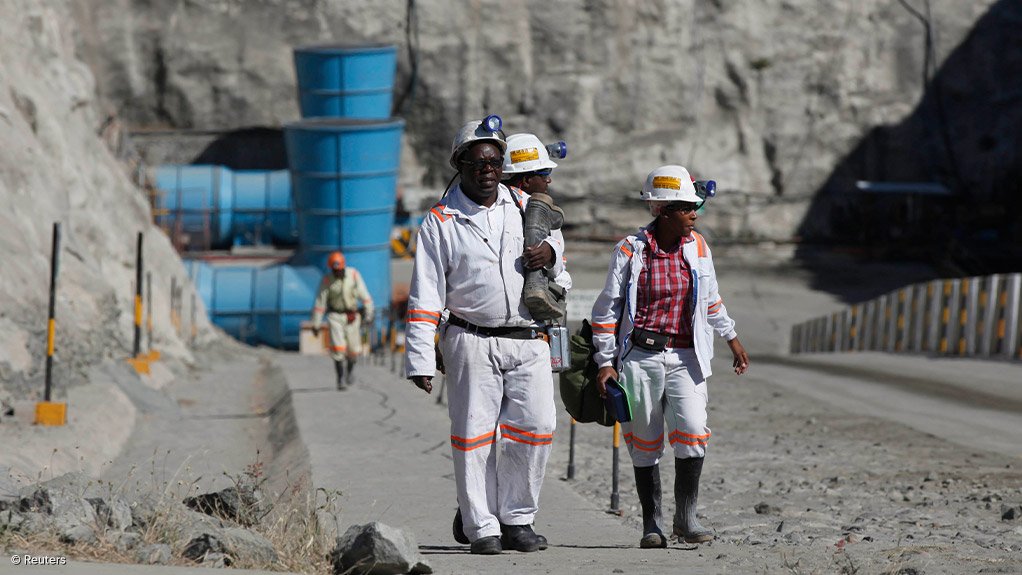 SPOTLIGHT ON ZIM
Zimbabwe will ensure that miners are able to retain as much foreign currency as possible

