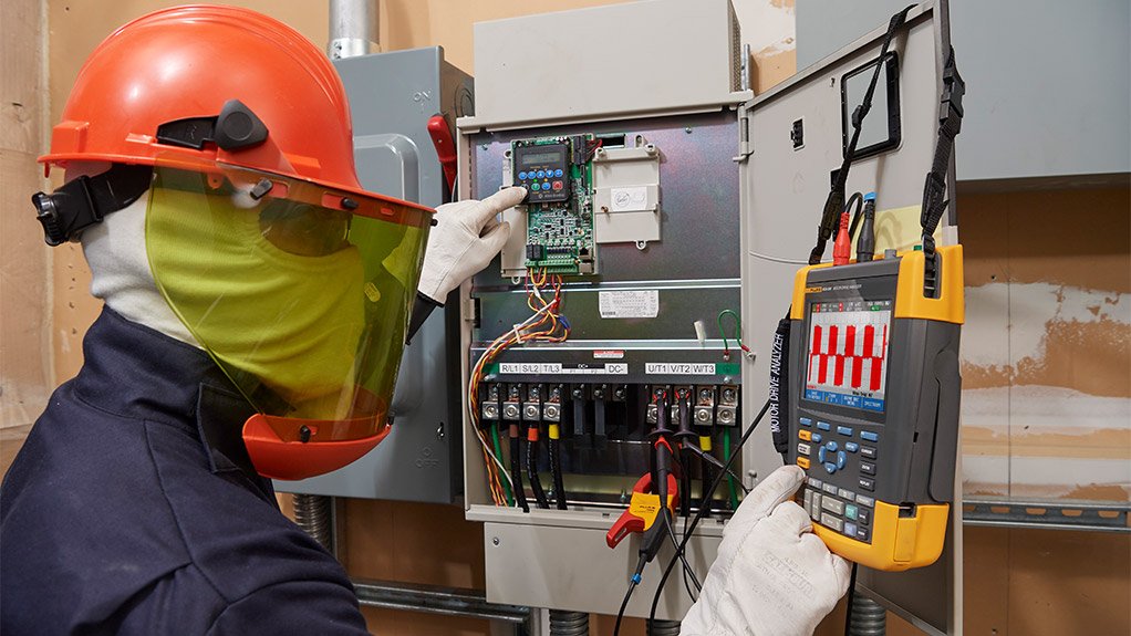 RS Components introduces powerful multifunction motor-drive analysers from Fluke