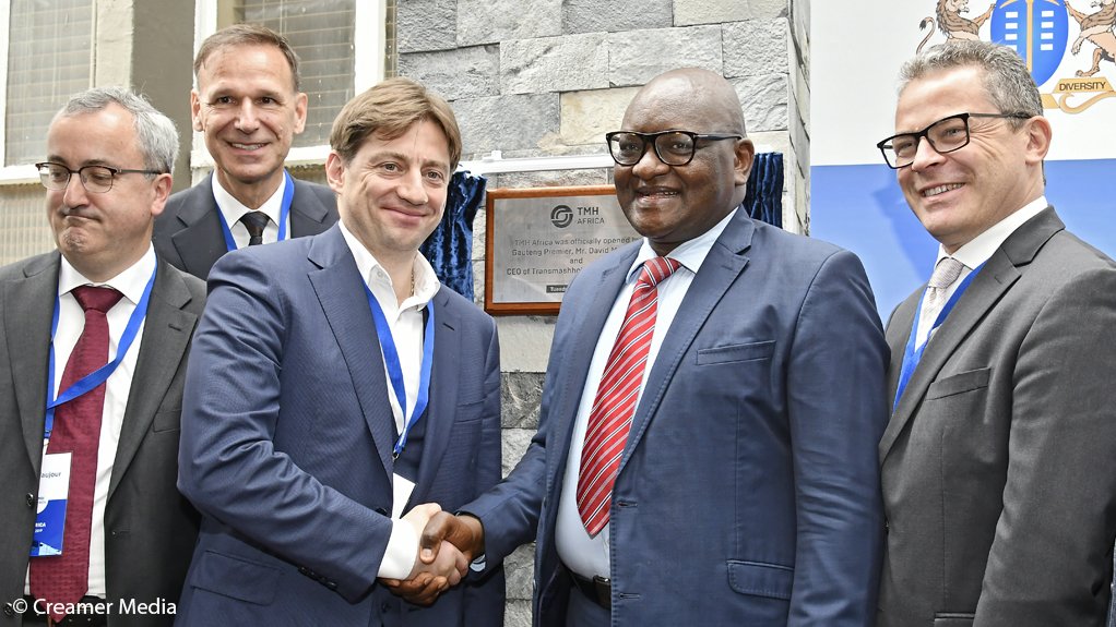 TMH dignitaries alongside Gauteng Premier David Makhura unveil rolling stock manufacturing facility, in Boksburg 