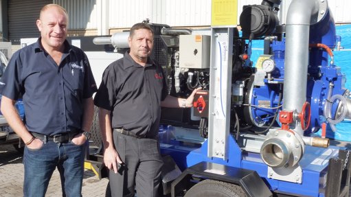 ASSOCIATED COMPANIES
Lee Vine, managing director of Integrated Pump Rental and Colin Adams, managing director of Integrated Pump Technology in front of a Sykes diesel driven stainless steel pump
