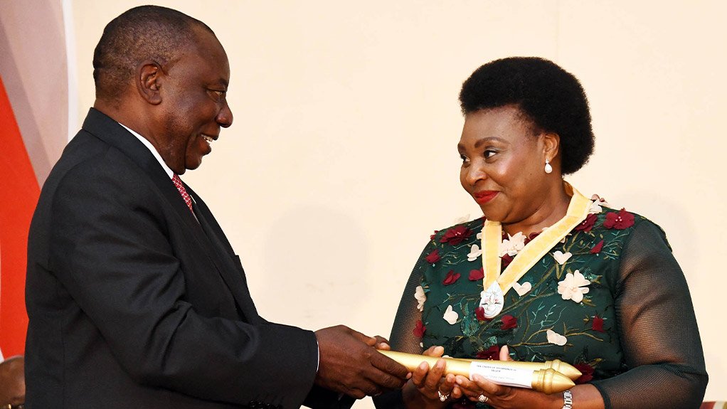 President Cyril Ramaphosa bestows the Order of Ikhamanga in Silver to Yvonne Chaka Chaka Mhinga