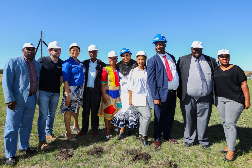 L to R Mr Mqotyana (provincial coordinator; Nutrition Program) Paul Avelar (Architect DesignDex), Ms Witbooi VE (Director of the NSNP), Chief Vumbalengwe Vellem, Councillor Somana, Anele Mdoda (Domestos Sanitation Brand Ambassador), Mandisa Mbenenge (PR Brand Specialist Homecare for Unilever SA), Advocate Masuku, Principal M Nduva (Thembalethu Primary School) and Ponds Sihlobo (Technical Lead for Hygiene)
 