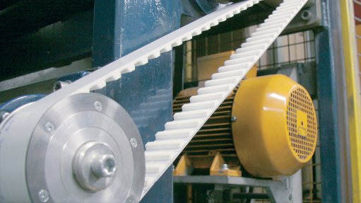 HIGH-PERFORMANCE BELTS
These Flex belts are ideal for transporting heavy loads and are therefore suitable for use in high-performance conveyor systems 
