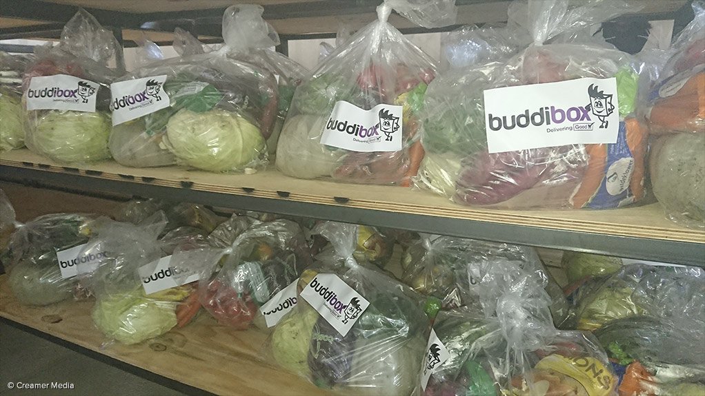 Buddibox delivers grocery hampers on order to Tembisa households