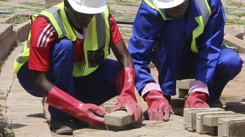 LAYING A FOUNDATION
The company hopes to educate young unemployed people with its new programme
