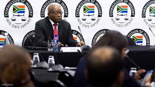 Commission legal head complains of being restrained in questioning Zuma 