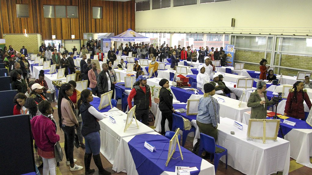 Youth Entrepreneurship Expo: Hatchery to Incubator 