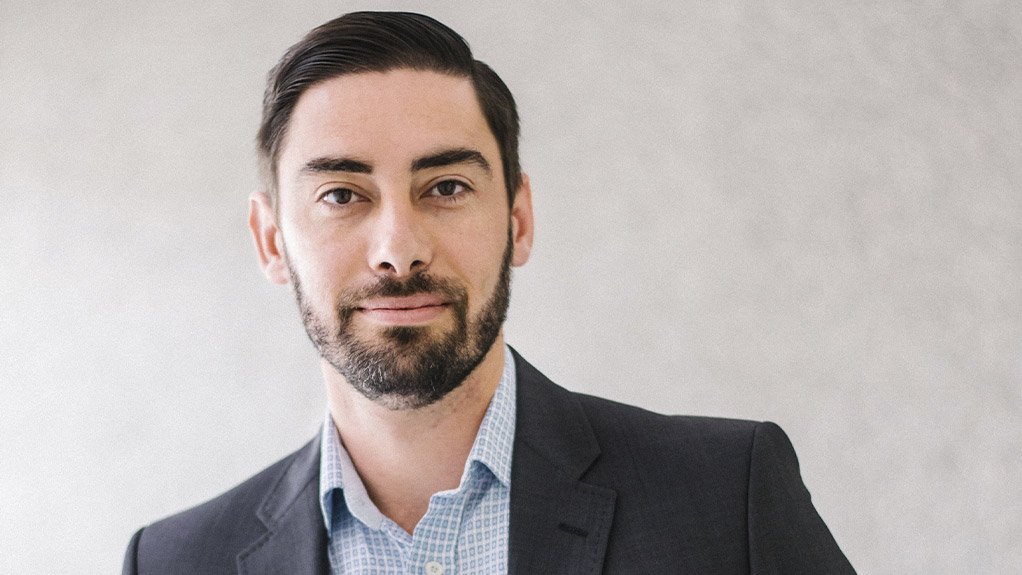HENNIE FERREIRA
The accounting profession is changing with the introduction of new technologies and accountants will take on more strategic and advisory roles