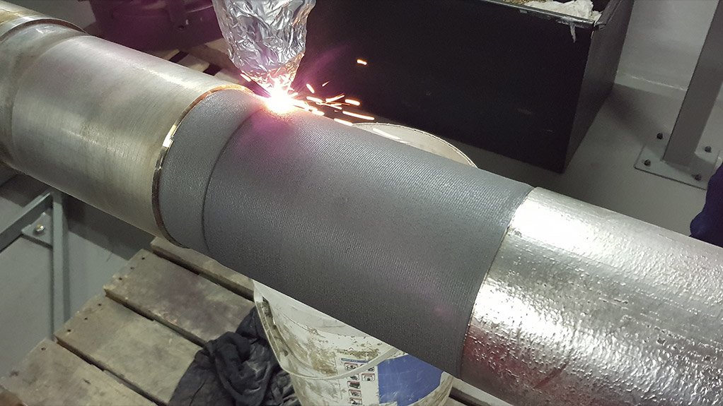 UNWARPED 
Laser cladding in shaft repairs does not allow the shaft to bend or distort