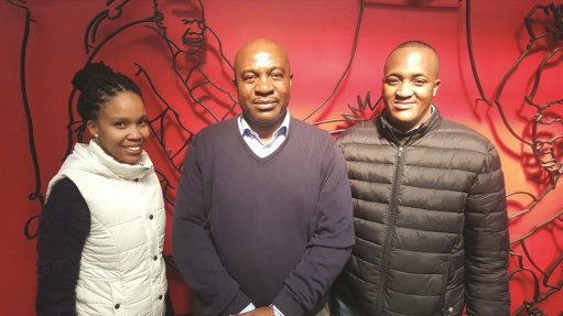 SIDE BY SIDE
SAIW provides the required institutional training, while the partner company can either provide workplace training or assist in placing the apprentices with an employer organisation Seen here is:Landi Xaba, SAIW lecturer David Makoge and Mmaphete Boipeto Robin Phete
