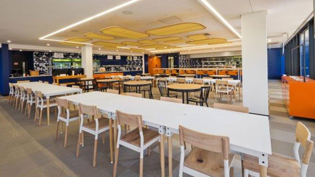 Combining natural daylight, artificial lighting in office fit-outs