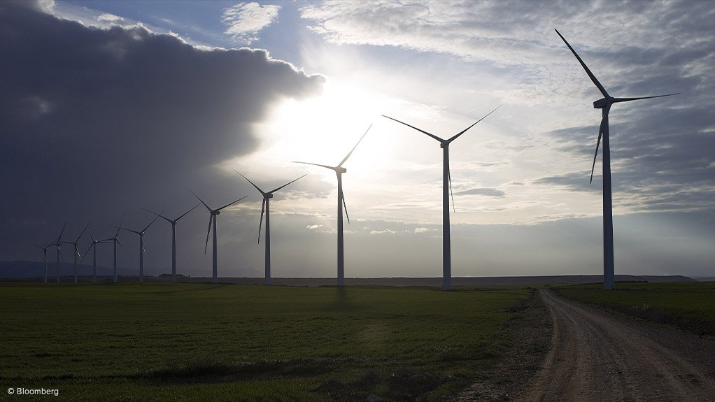THE WINNING SPIN
Wind energy contributes greatly to the 2030 target of connecting 20 GW of renewable power to the grid