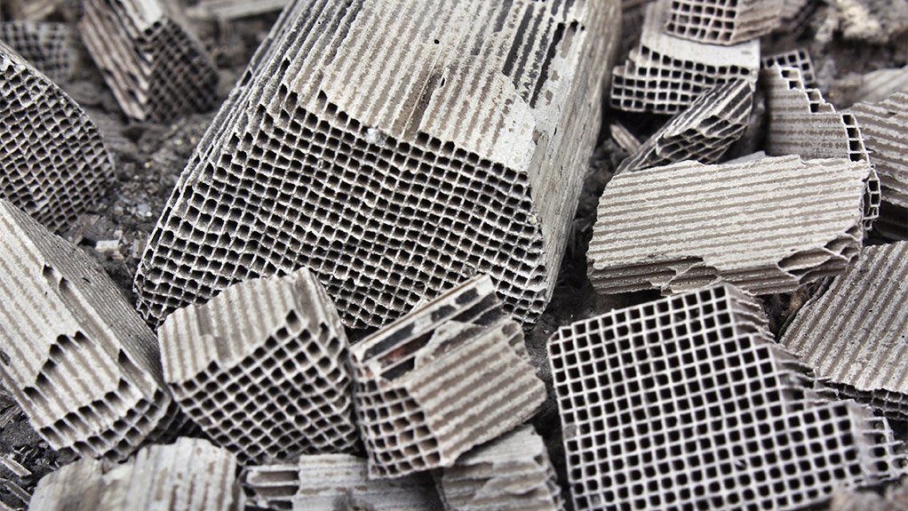 RECYCLING
Over 100% of mined rhodium is used in autocatalysts as there is no shortfall because of recycling
