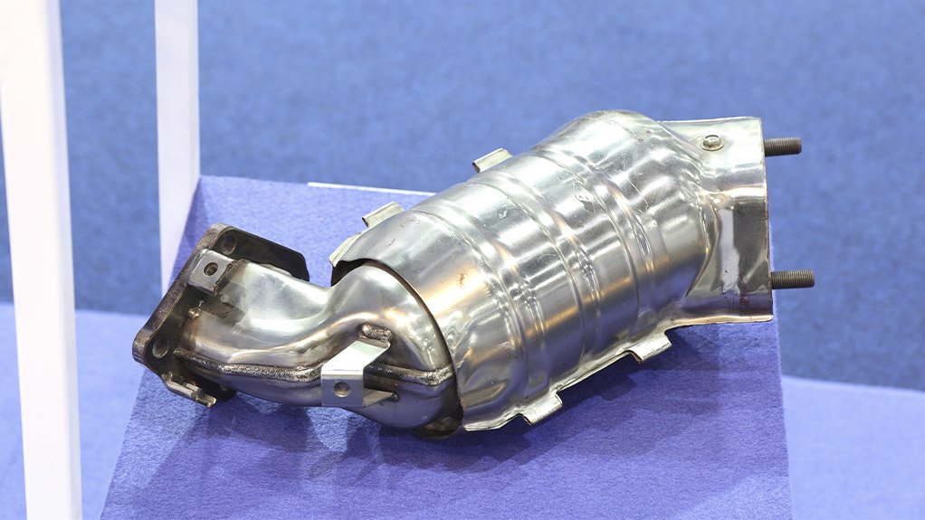 AUTOMOTIVE DEMAND
The automotive industry accounts for about 85% of rhodium demand
