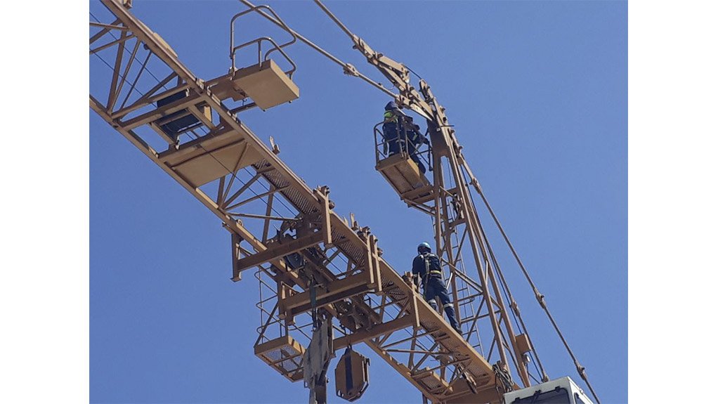 Safety During Tower Crane Erection Critical