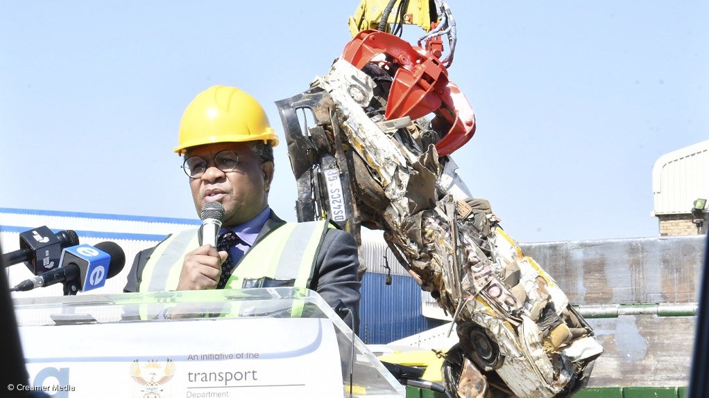 FIKILE MBALULA
The key objective is to improve passenger safety by replacing unsafe, unreliable and unroadworthy taxi fleet with purpose-built new taxi vehicles