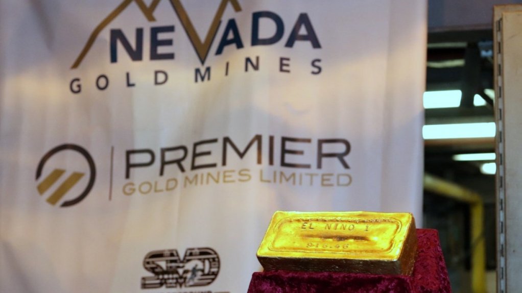 The first gold pour was held on September 26.