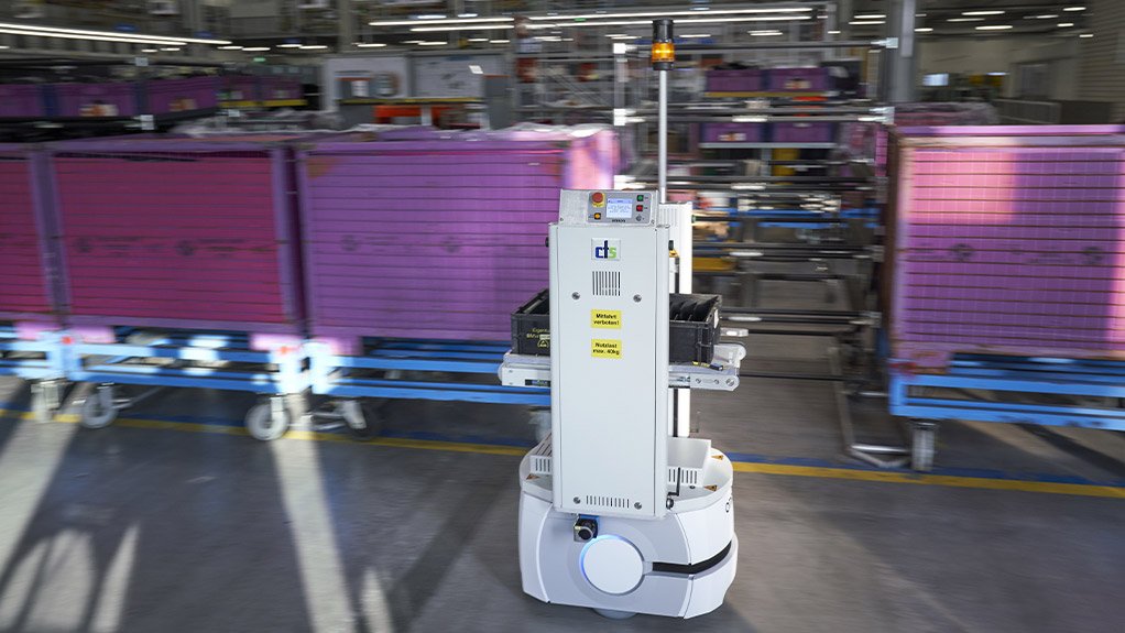 Agile and clever: tailor-made mobile robotics revolutionize human-machine collaboration in the automotive industry