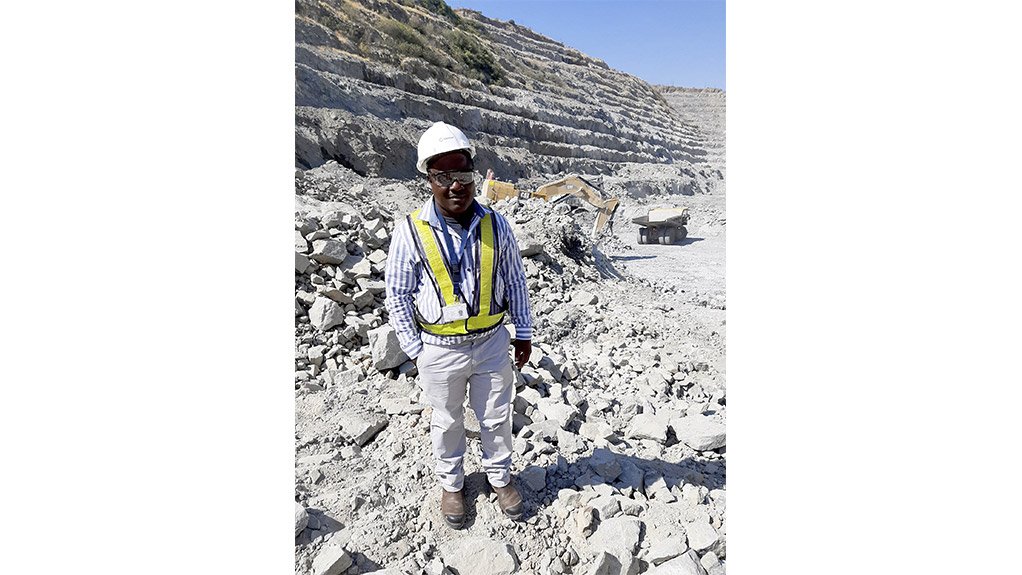 Concor Opencast Mining Delivers Mining Contract Excellence At Mogalakwena’s Zwartfontein Pit
